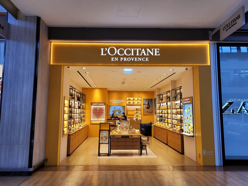 Ultra-premium body serum
Body care innovation
L’Occitane product research
